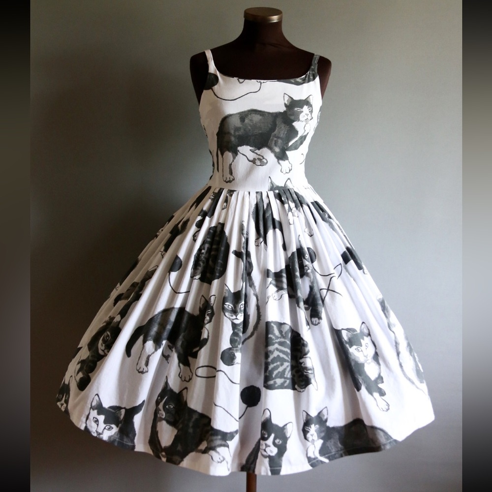 One of a kind 1950s style novelty cat print dress with full skirt